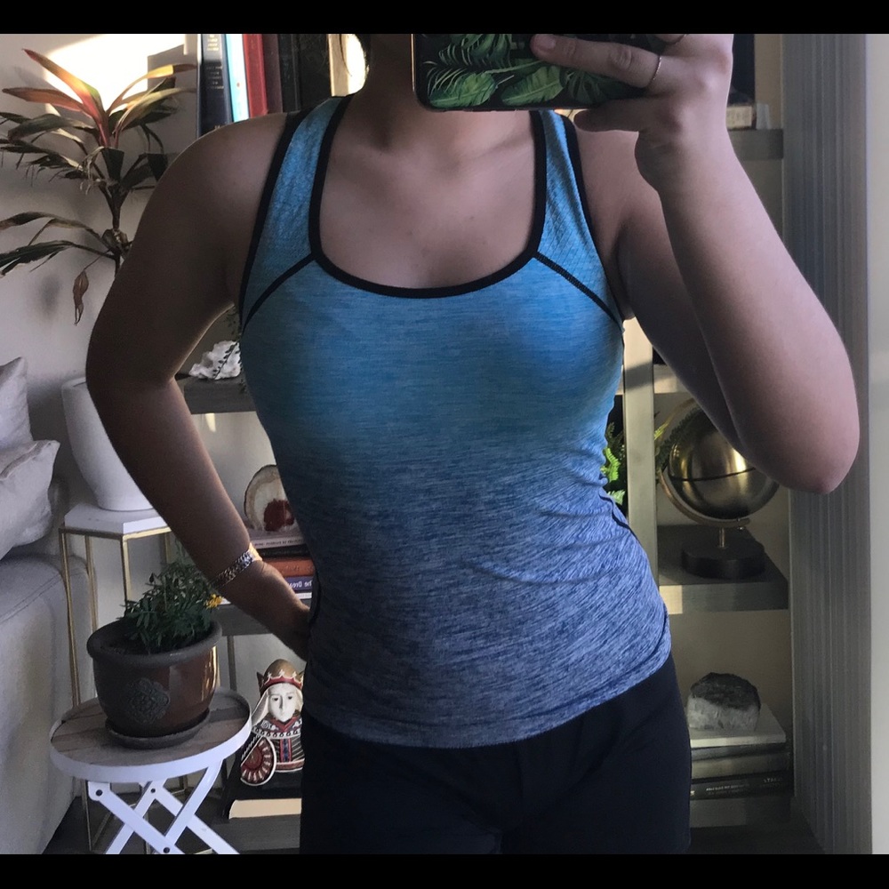 Sports shirt